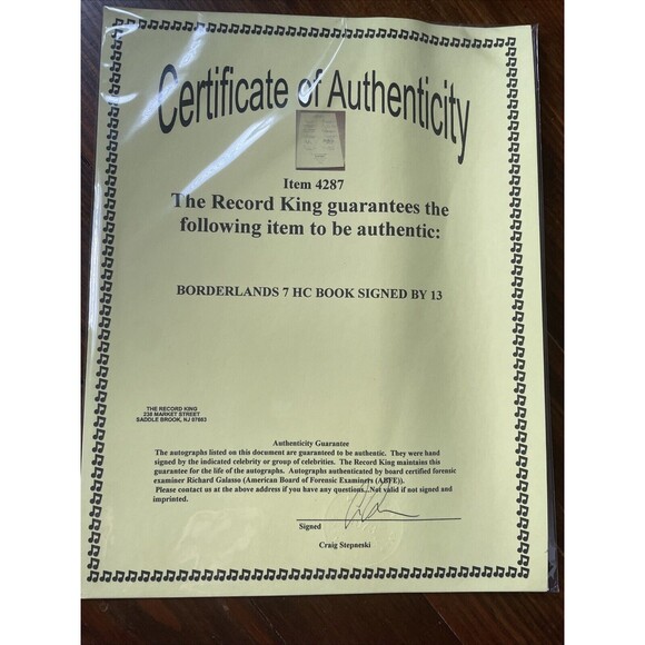 Borderlands 7 Signed AC edition # 265/400 Out of Print COA Brand New Unread OOP - Picture 4 of 10